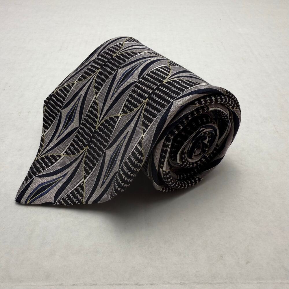 Black Gray Geometric Neck Tie Gianfranco Ruffini Silk USA Retro MCM Corporate